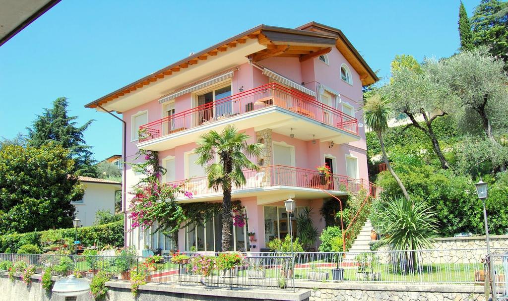Ai Colli B&B Salò Стая снимка