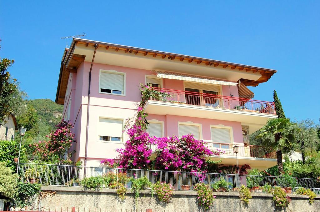 Ai Colli B&B Salò Стая снимка
